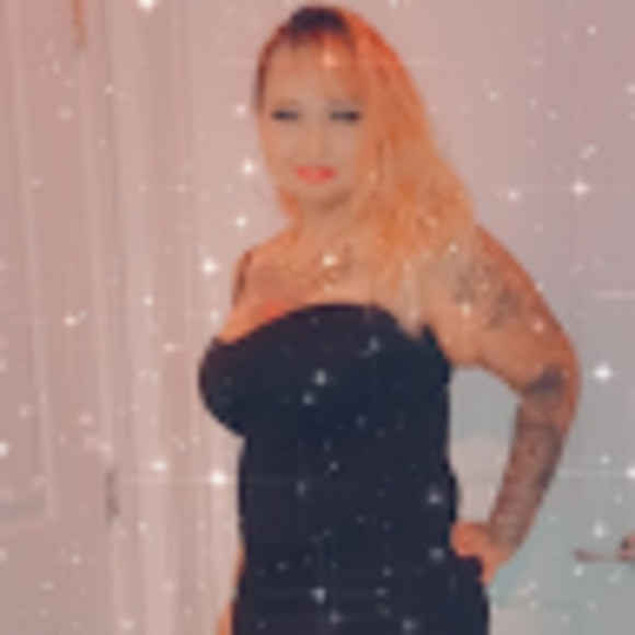 Meet your Posher, Ruby - Picture 1 of 1